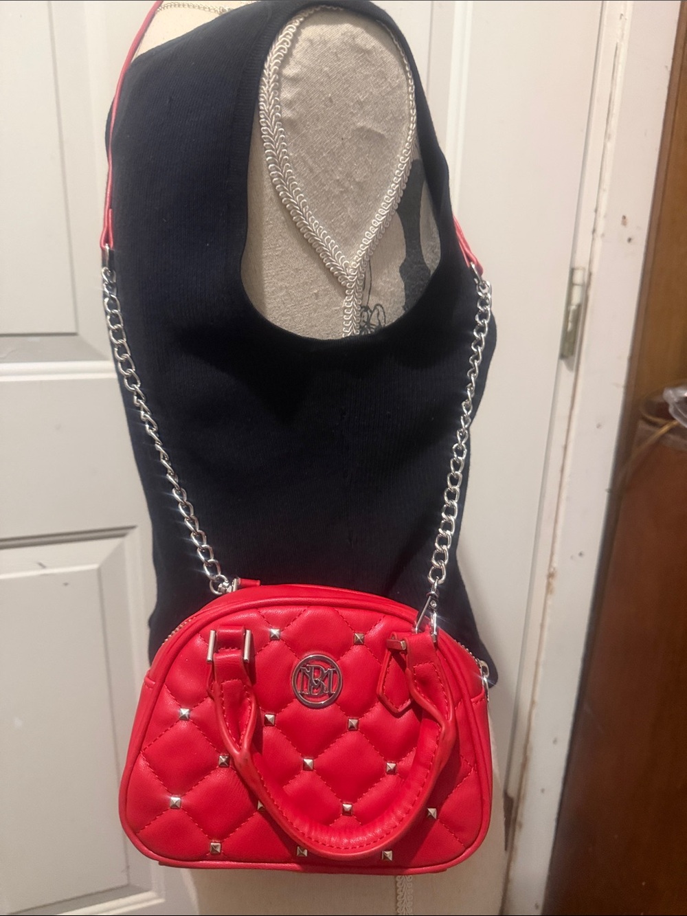 Badgley Mischka  Women's Crossbody Bag - Picture 4 of 5